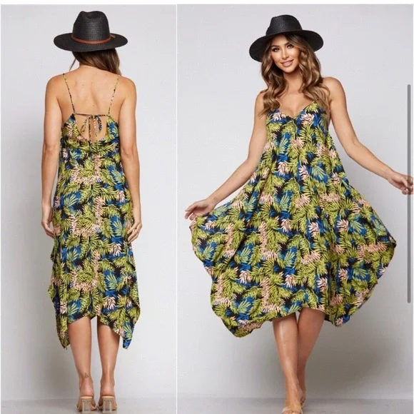LAST ONE: Tropical flowy women’s lightweight gorgeous summer midi dress - Picture 2 of 3